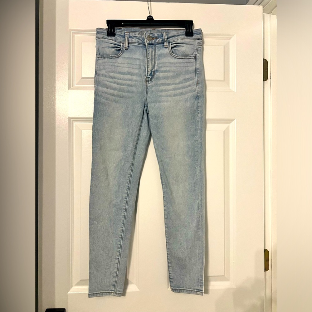 American Eagle next level high waisted jegging size 8 short